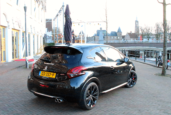 Peugeot208gti9