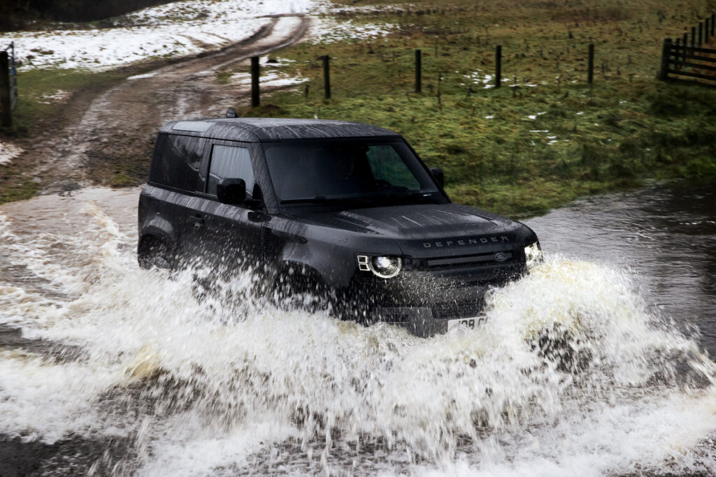 Land Rover Defender V8-4