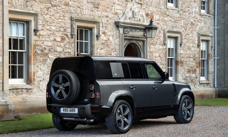 Land Rover Defender V8