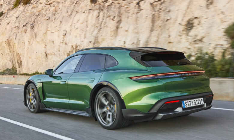 Porsche Taycan Cross Turismo