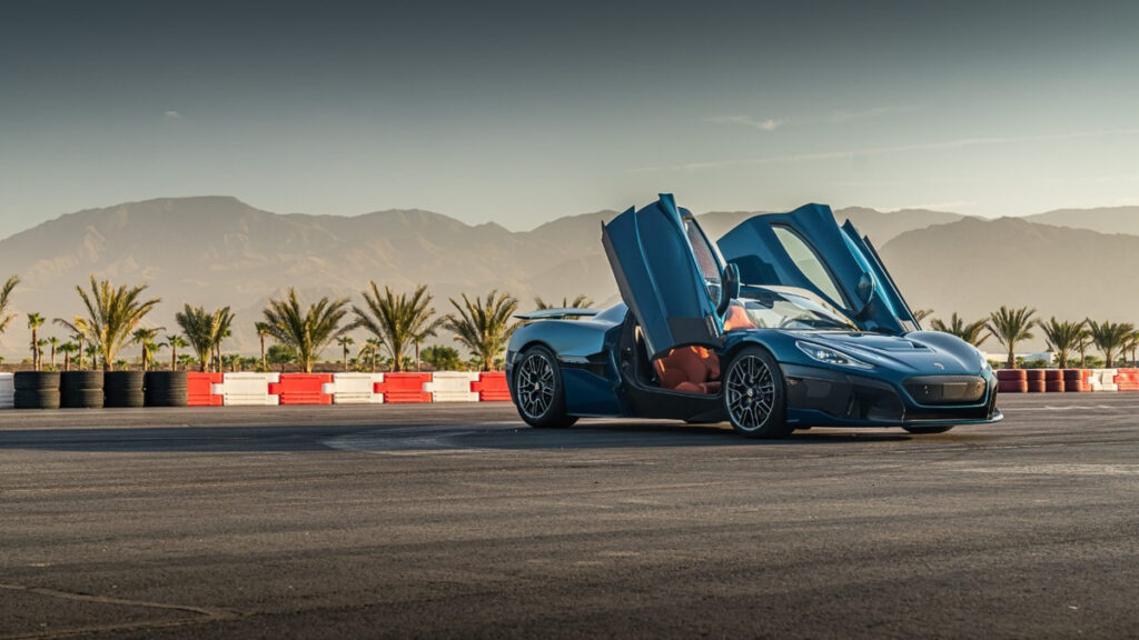 Rimac Nevera-5