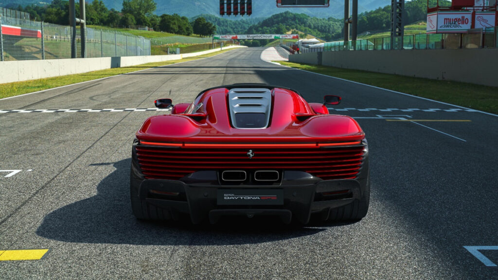 Ferrari Daytona SP3-4