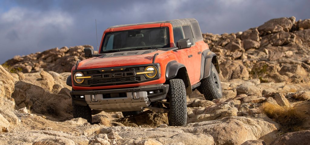 Ford Bronco Raptor-2