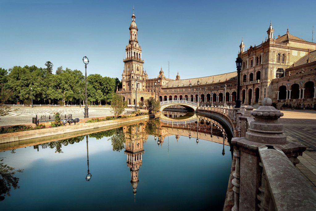 Sevilla by Pixabay