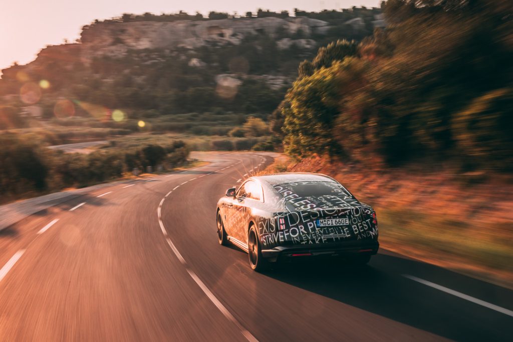 Rolls-Royce Spectre-7