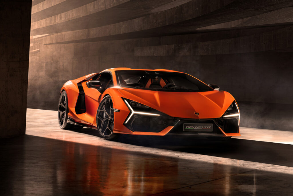 Lamborghini Revuelto-6