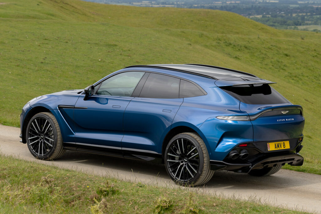 Aston Martin DBX707-4