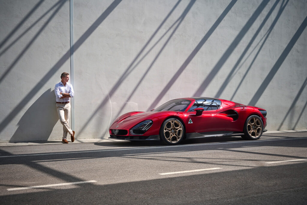 Alfa Romeo 33 Stradale-3