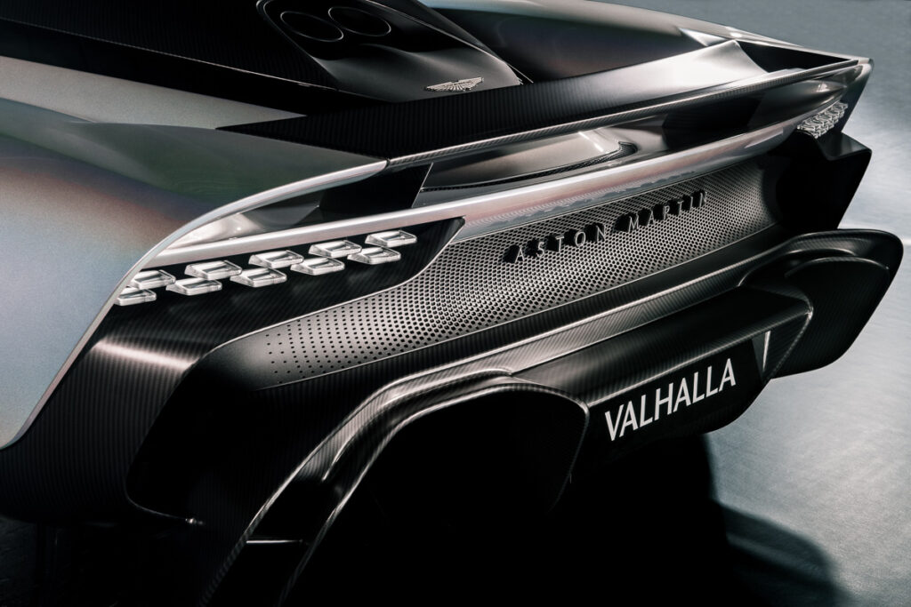 Aston Martin Valhalla-6